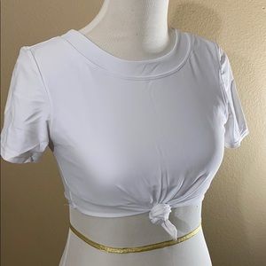 White workout crop top!
